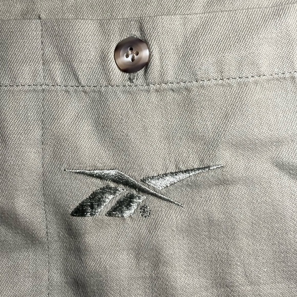 VINTAGE Reebok UCLA basketball button down shirt - Picture 3 of 7